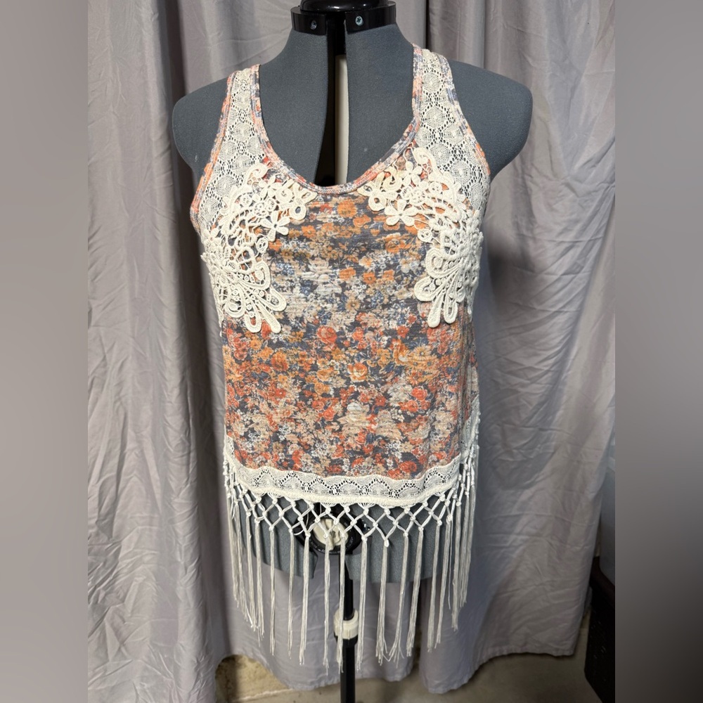*HIPPIE FRINGE TANK NWOT